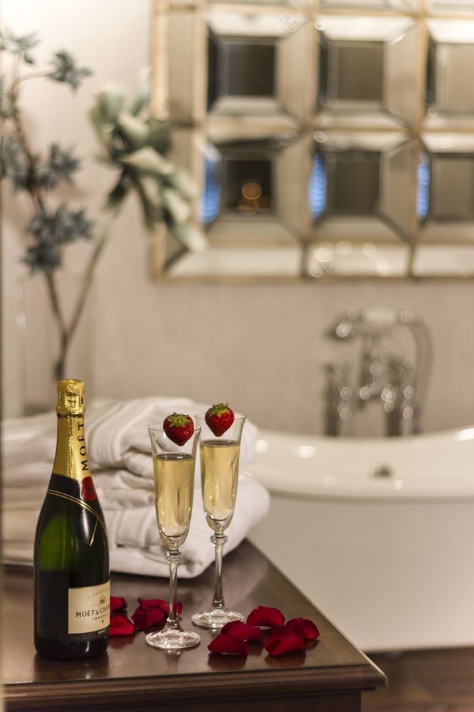 Tf Royal & Theatre Hotel Castlebar