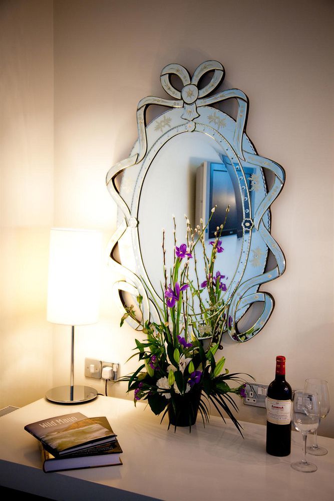 Tf Royal & Theatre Hotel