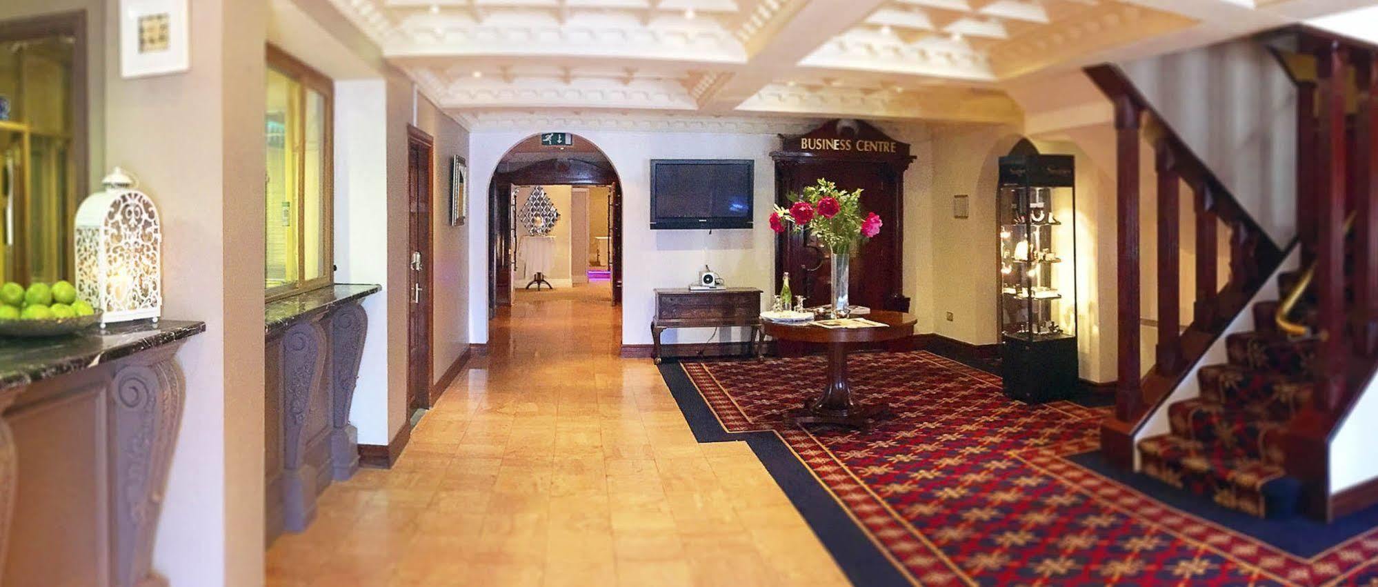 Hotel Tf Royal & Theatre 3*